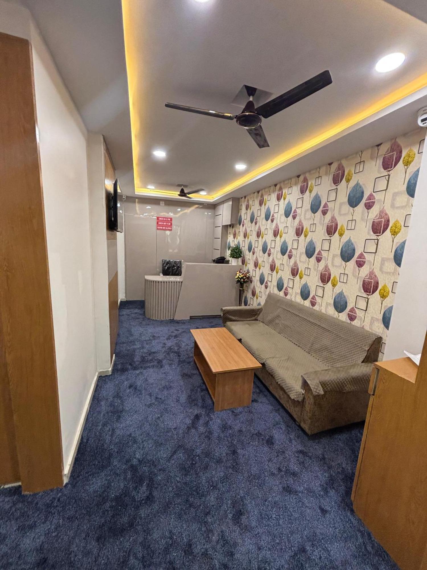Bharuch Hotel Mountain מראה חיצוני תמונה