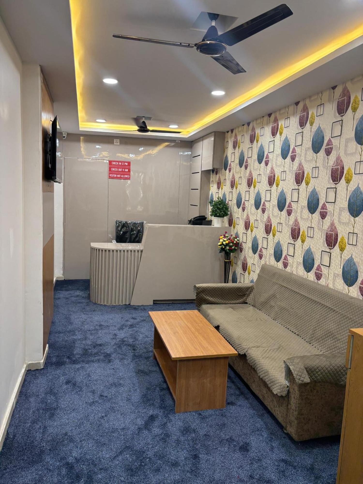 Bharuch Hotel Mountain מראה חיצוני תמונה